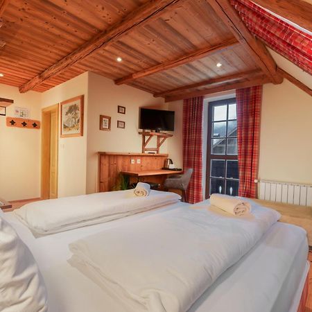 Gostilna Pri Martinu Hotel Kranjska Gora Eksteriør billede