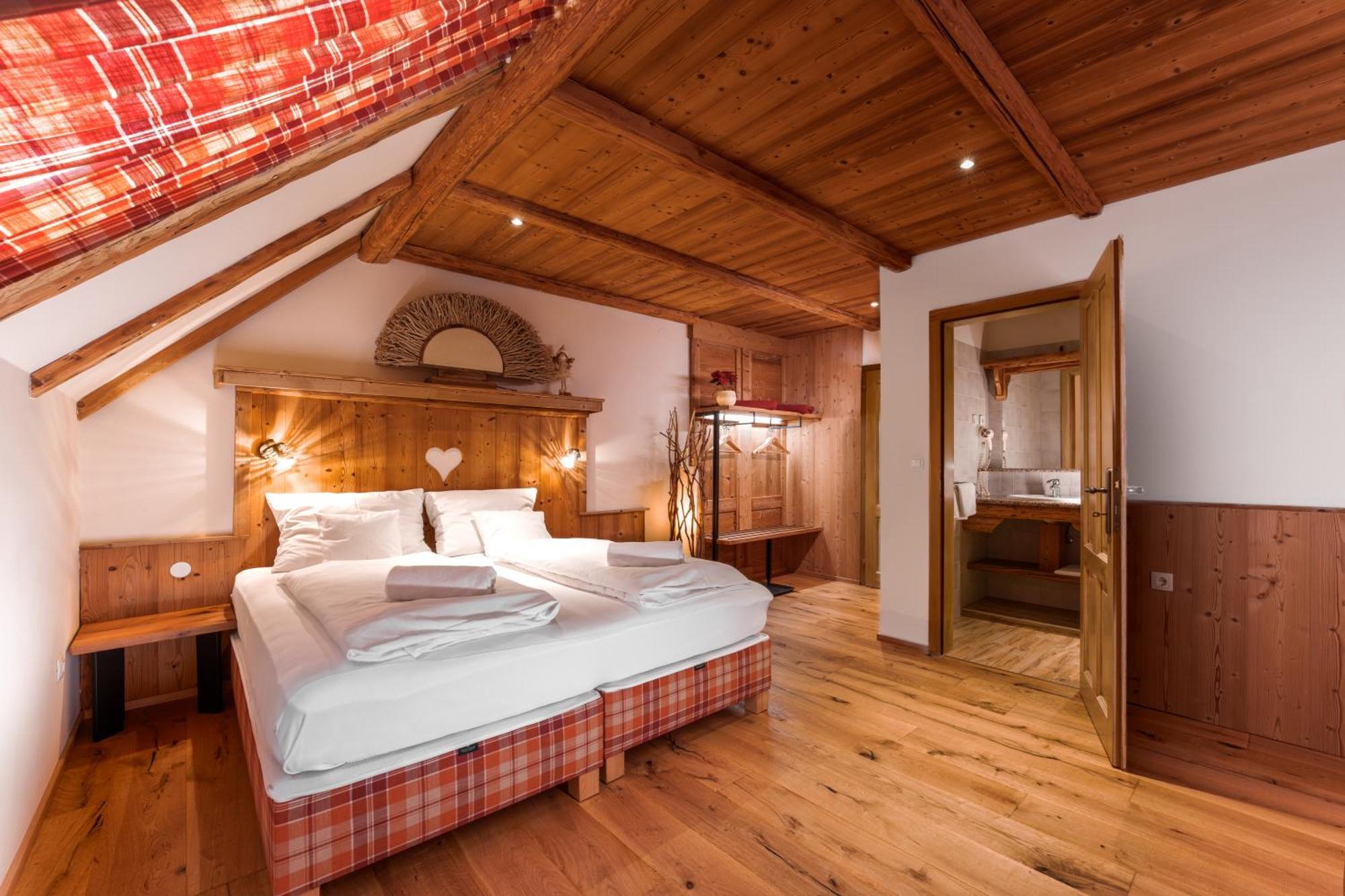 Gostilna Pri Martinu Hotel Kranjska Gora Eksteriør billede