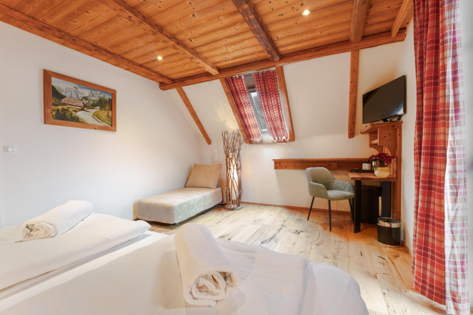 Gostilna Pri Martinu Hotel Kranjska Gora Eksteriør billede